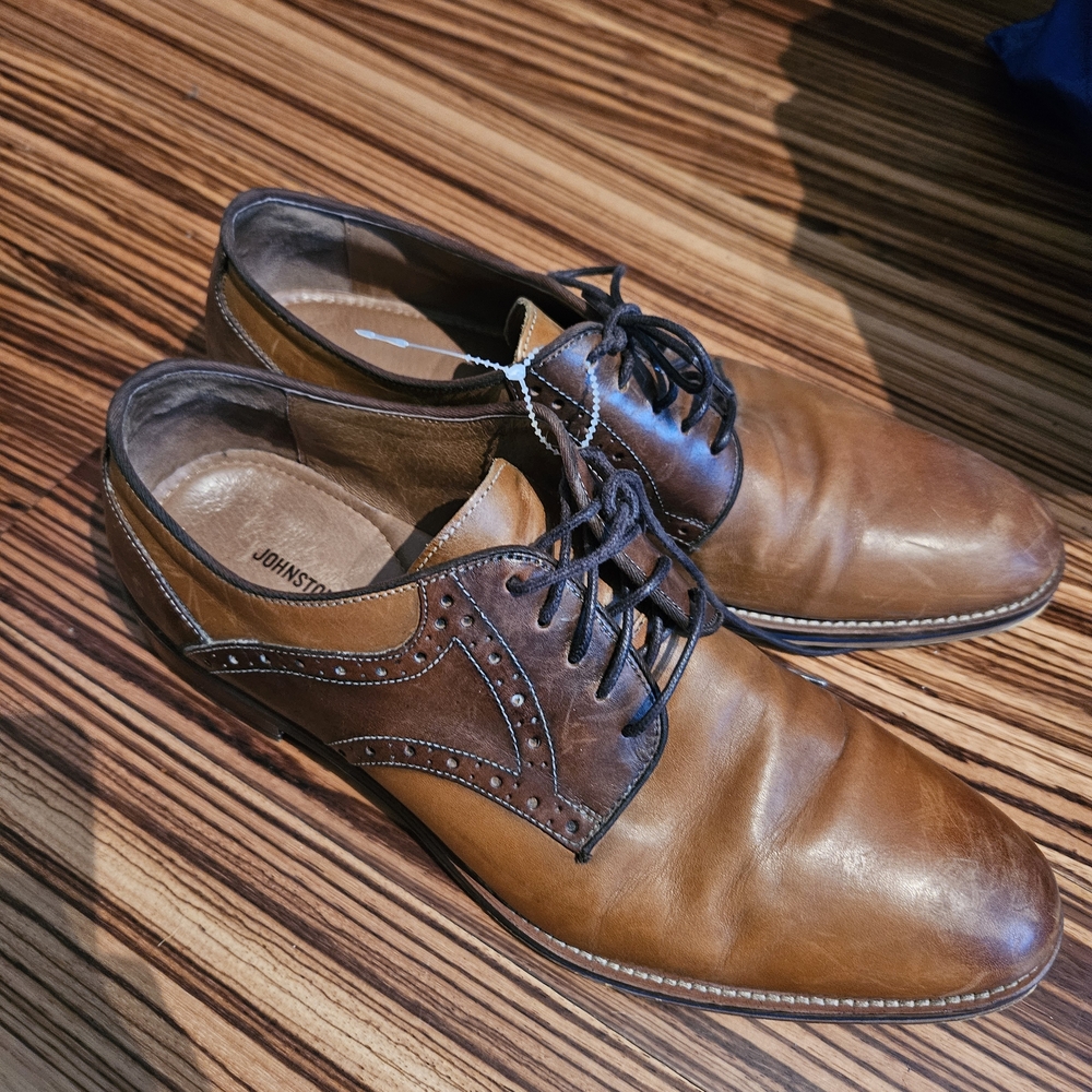 Johnston & Murphy Two-Tone Brown Leather Oxfords